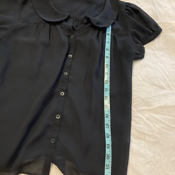 Retro Frenchie navy crepe blouse with cute Peter Pan collar size medium - Picture 6 of 8